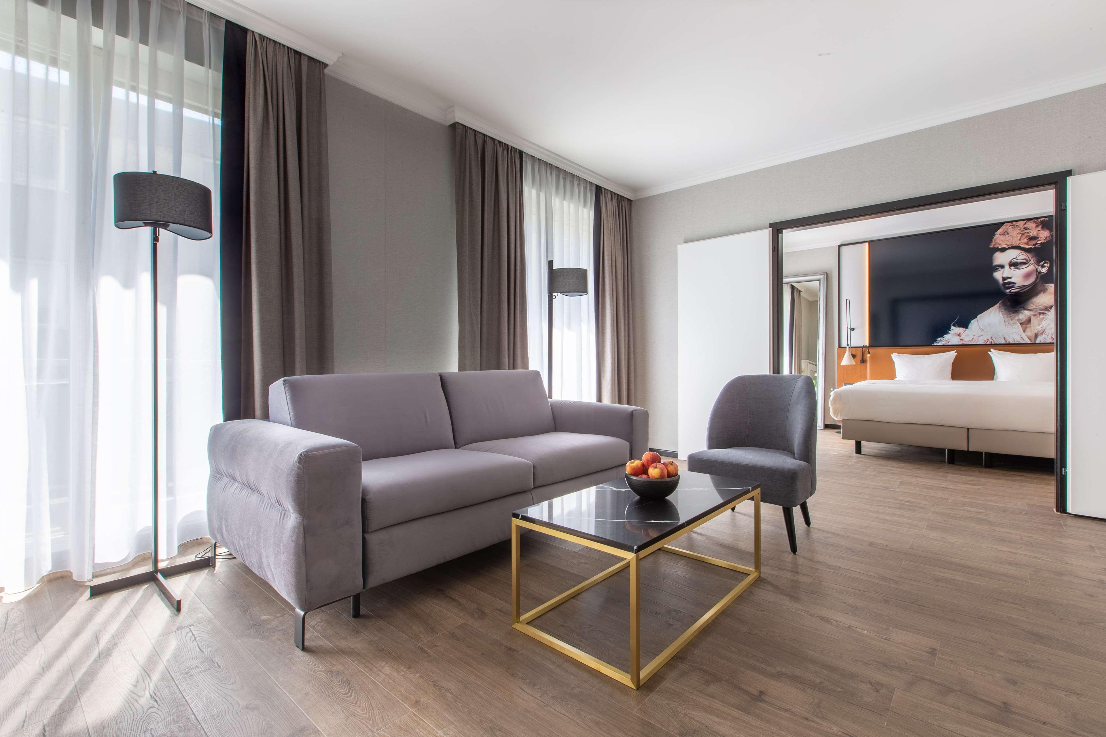 Hotel Radisson Blu, Basilea Esterno foto