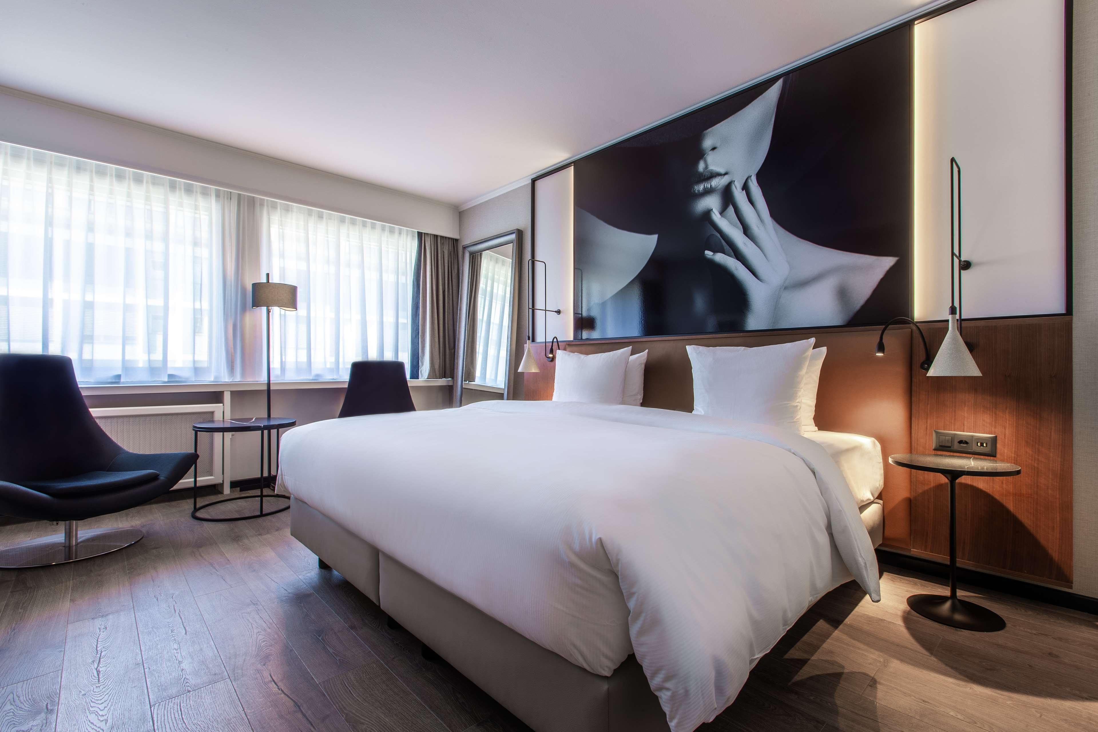 Hotel Radisson Blu, Basilea Esterno foto