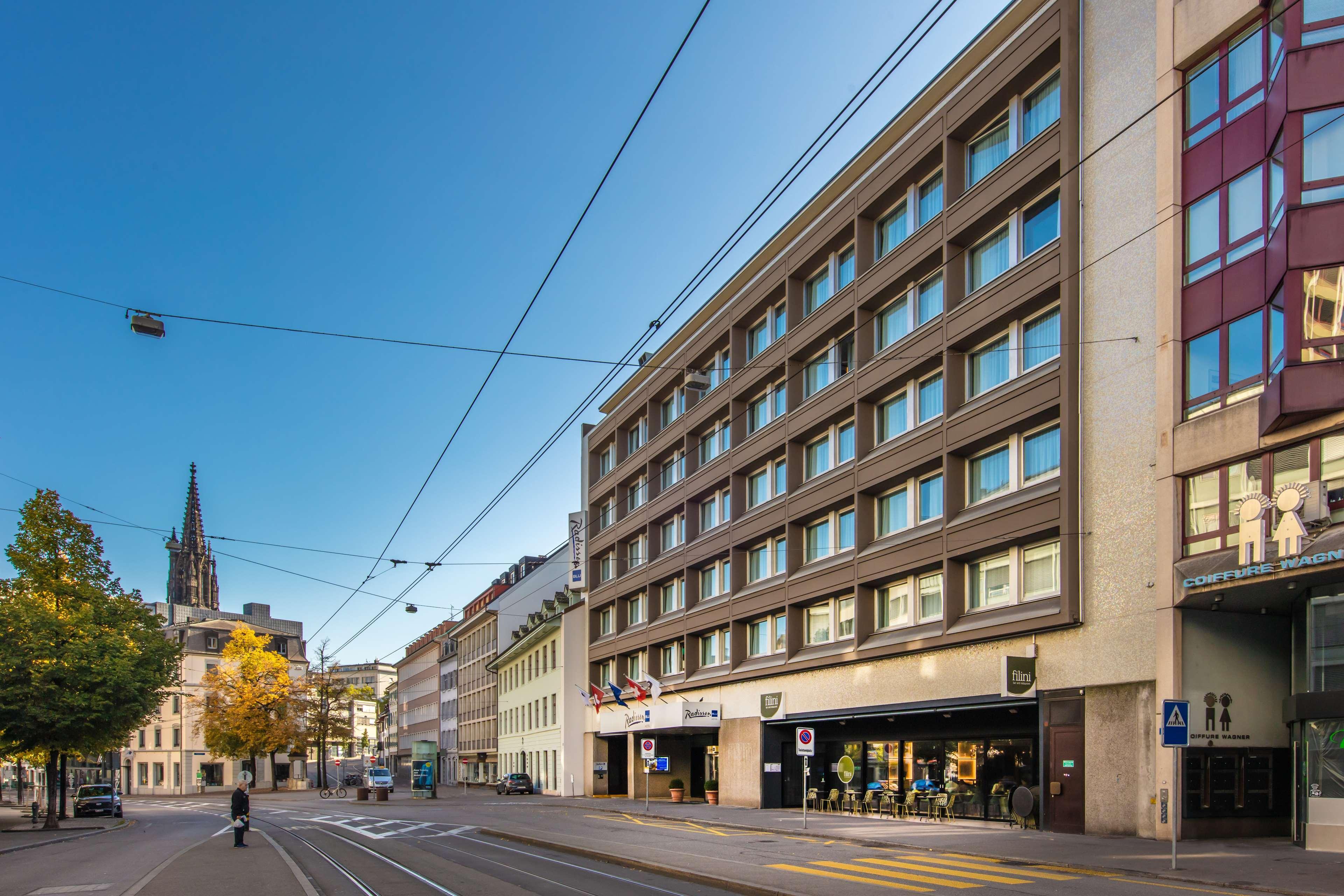 Hotel Radisson Blu, Basilea Esterno foto
