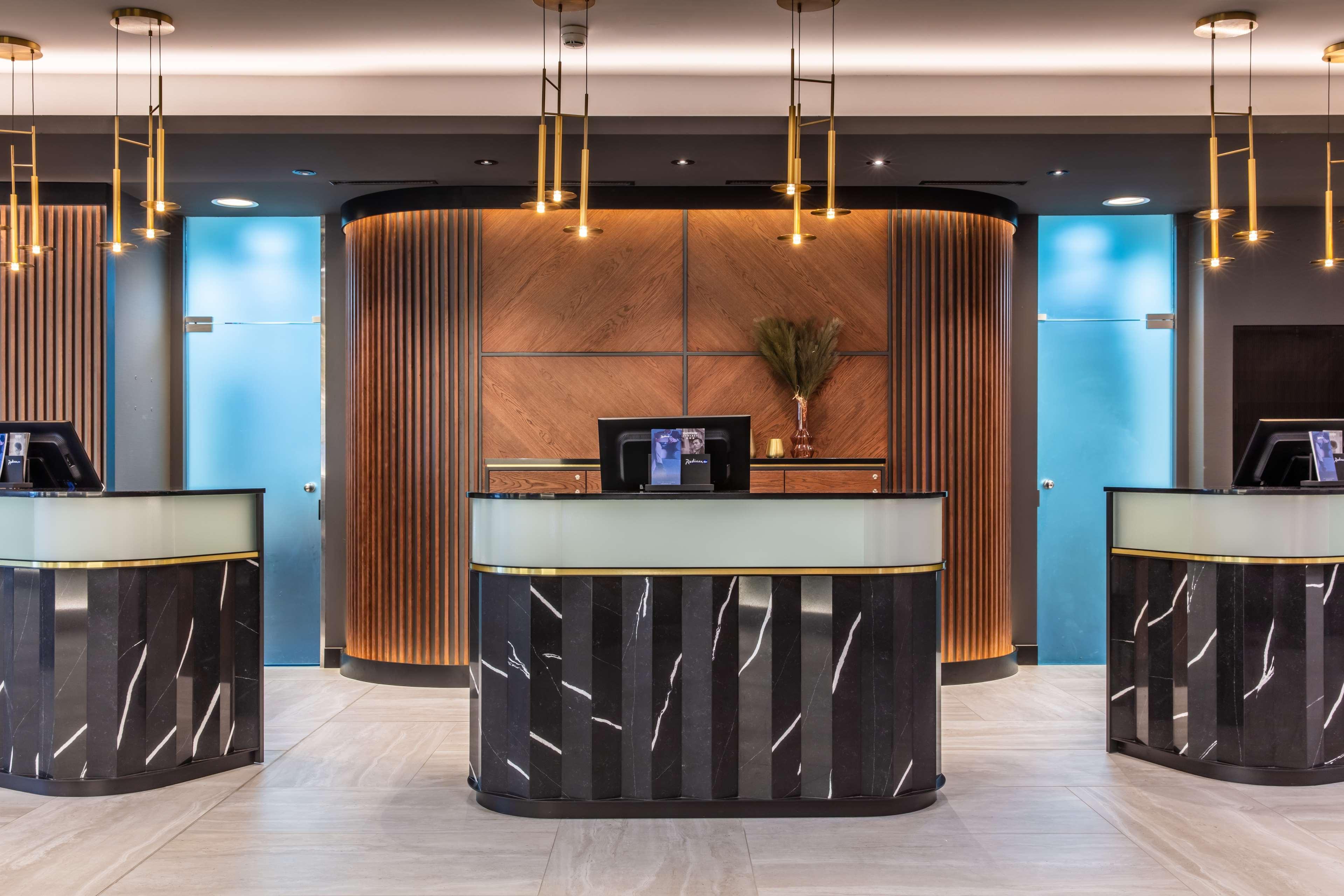 Hotel Radisson Blu, Basilea Esterno foto