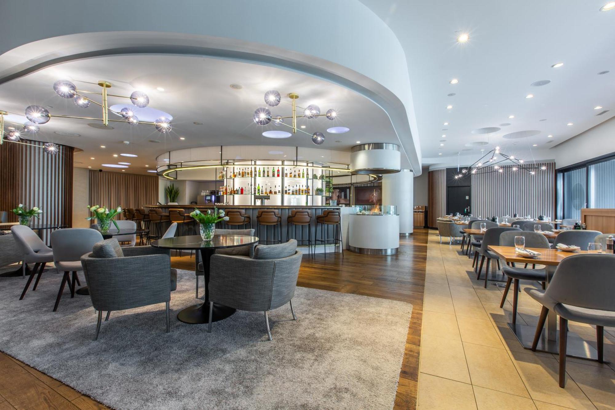 Hotel Radisson Blu, Basilea Esterno foto